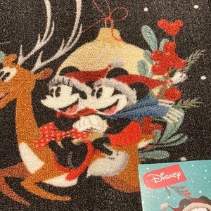Disney Mickey and Minnie Christmas Accent Rug
